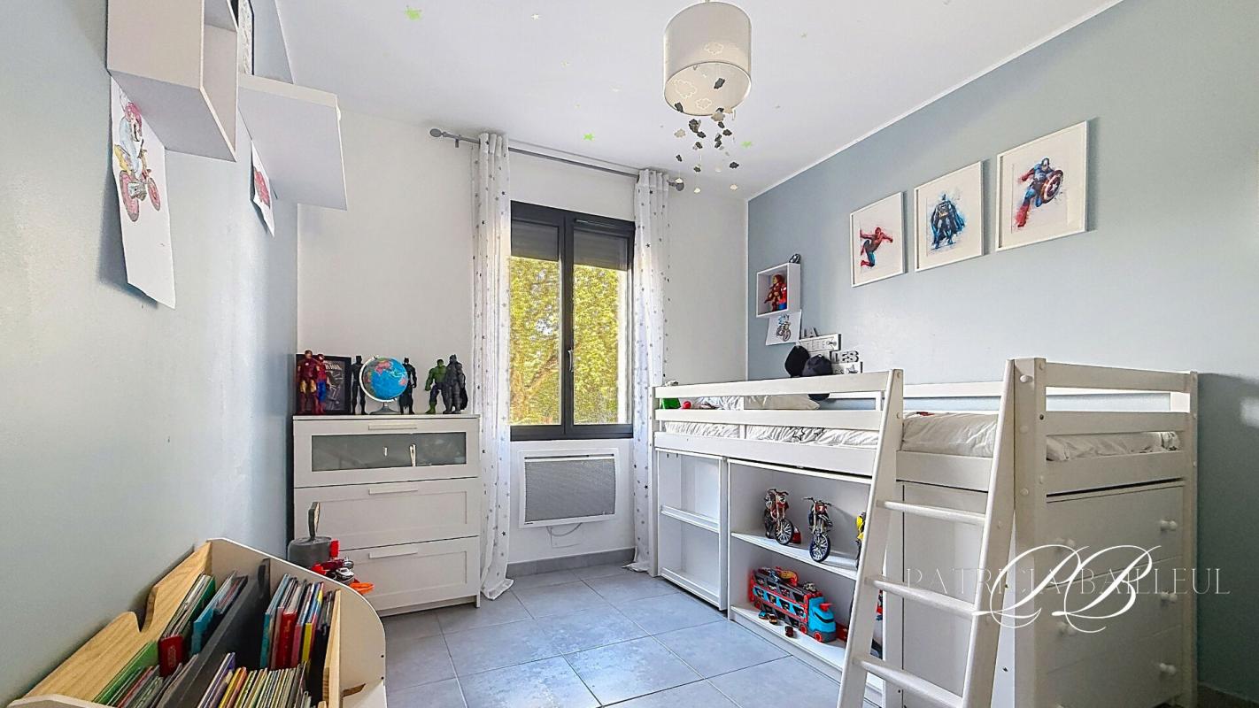 PEYRESTORTES Maison de 90 m2 plain-pied  avec Garage sur un terrain de 300 m2 13