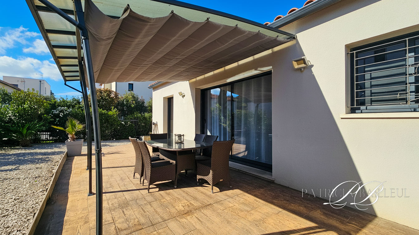 PEYRESTORTES Maison de 90 m2 plain-pied  avec Garage sur un terrain de 300 m2 2