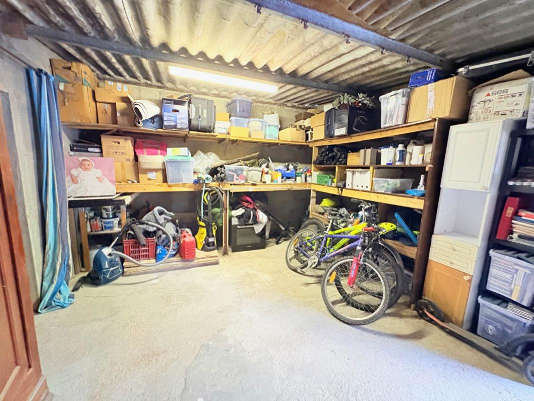 CHERAC EXCLUSIVITE Maison de plain pied 98 m2 3 chambres 13