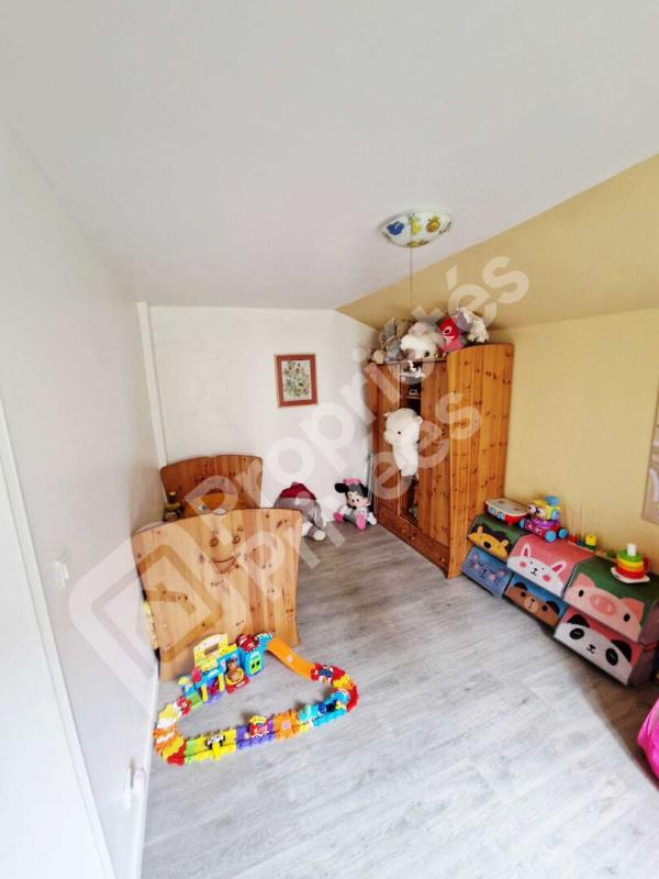 SACLAS Maison de ville - 4 pièces avec courette 11