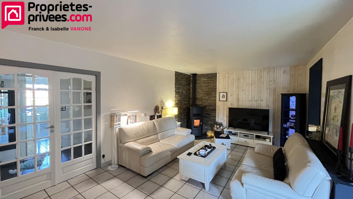 FRELINGHIEN Maison individuelle - 3 chambres - 2 salles de bains - bureau - jardin - garage -166 m² 4