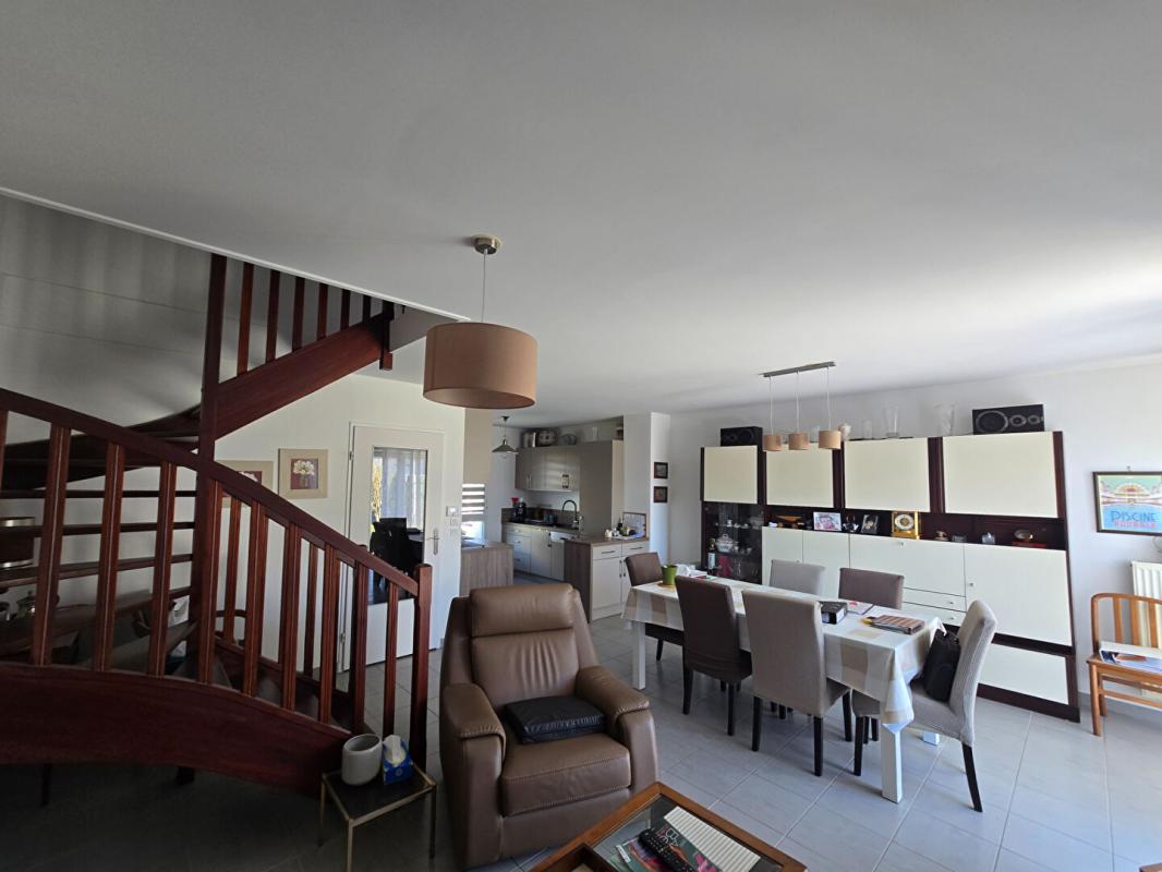 WATTRELOS Maison récente Gauquier Wattrelos 3 chambres garage et jardin 3