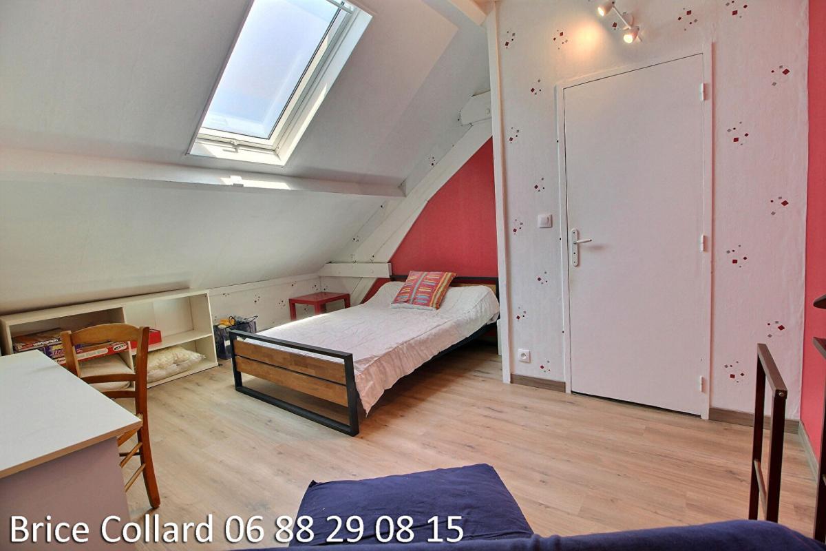 CREIL 60100 CREIL Grande maison de ville 4 chambres vue Oise 12