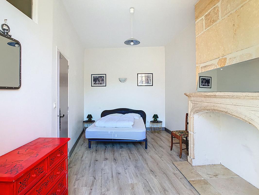 SARLAT-LA-CANEDA Bâtiment composant de 4 appartement au centre de Sarlat-la-Canéda 5