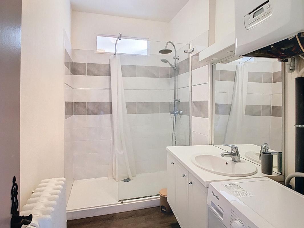 SARLAT-LA-CANEDA Bâtiment composant de 4 appartement au centre de Sarlat-la-Canéda 6