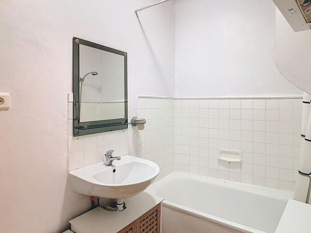 SARLAT-LA-CANEDA Bâtiment composant de 4 appartement au centre de Sarlat-la-Canéda 9