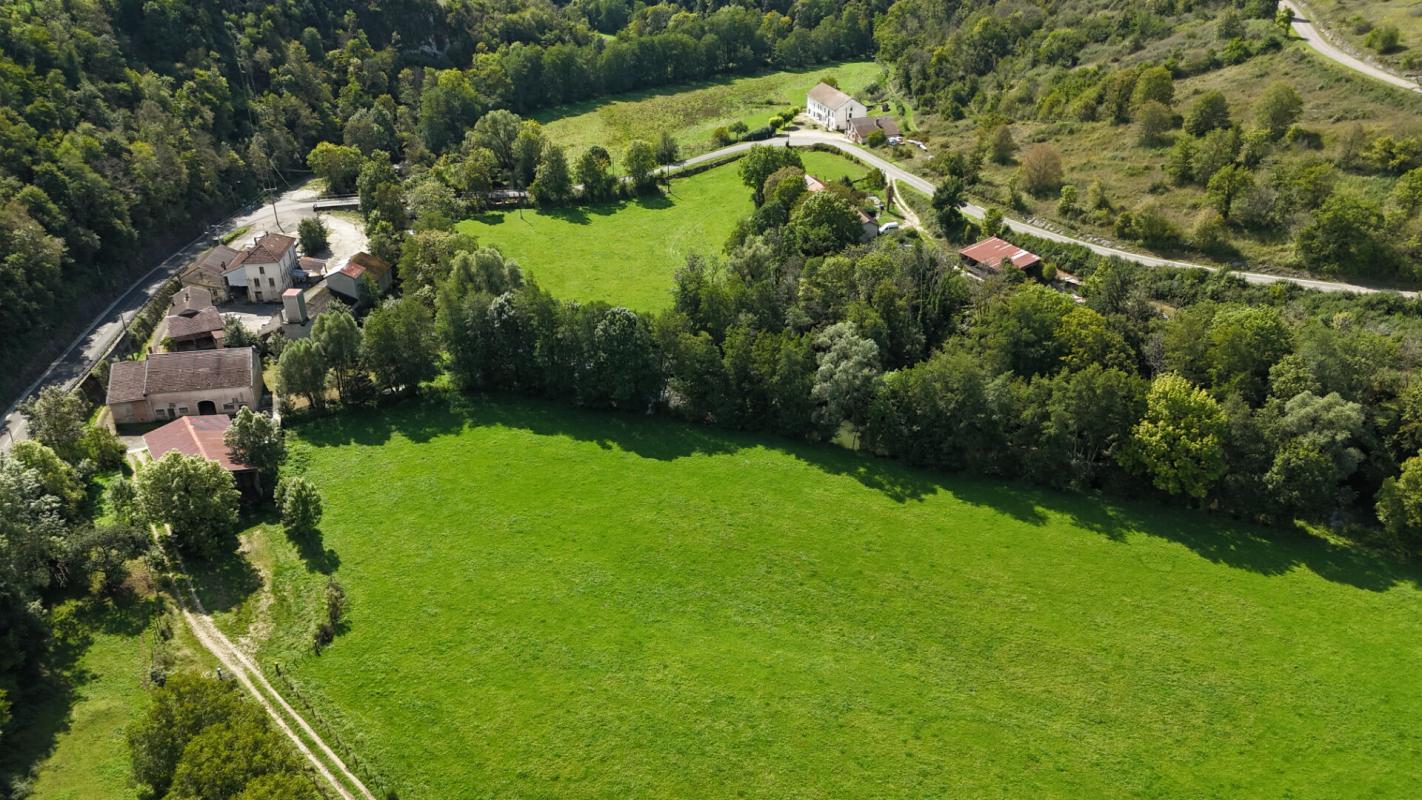 ARINTHOD Propriété en bord de rivière sur 2 hectares 12