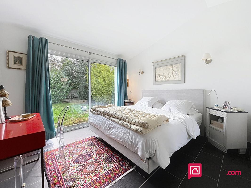 MARSILLY Marsilly - Maison familiale 4 chambres avec piscine, jardin, garage 13