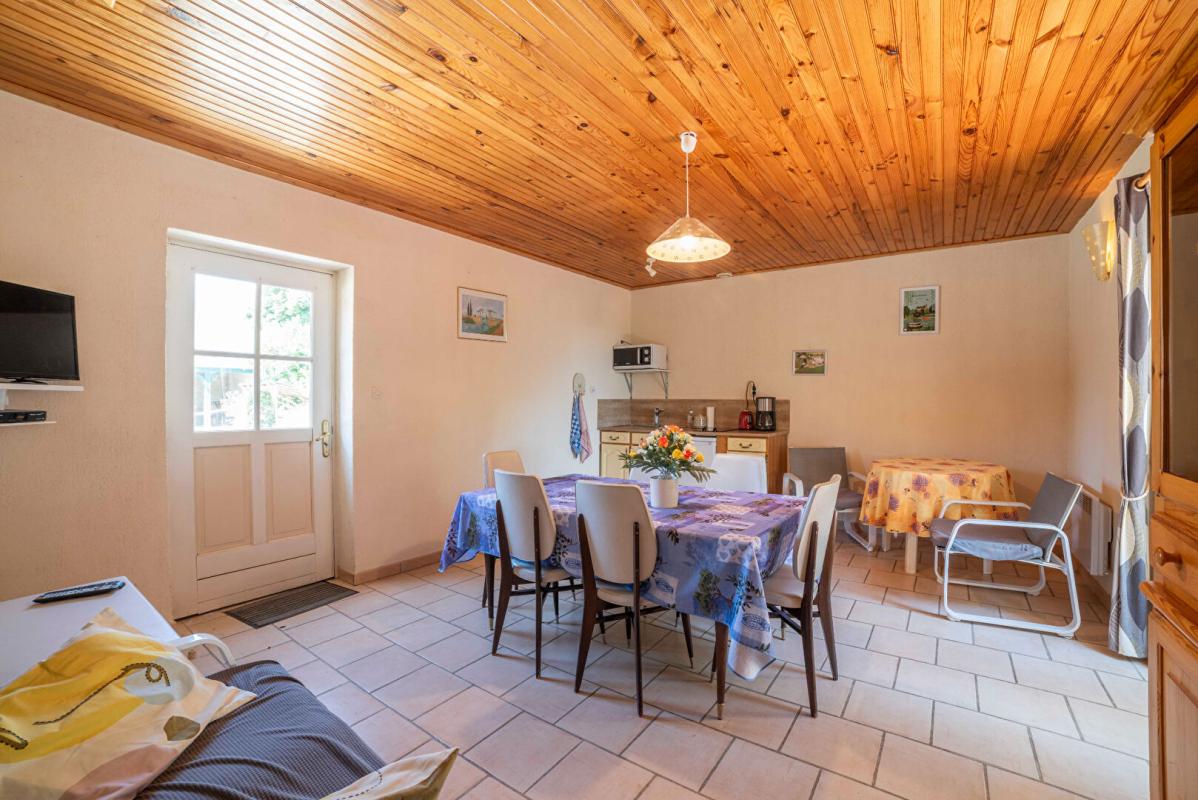 LISSAY-LOCHY Maison Lissay Lochy 8 pièce(s) 235 m2 11