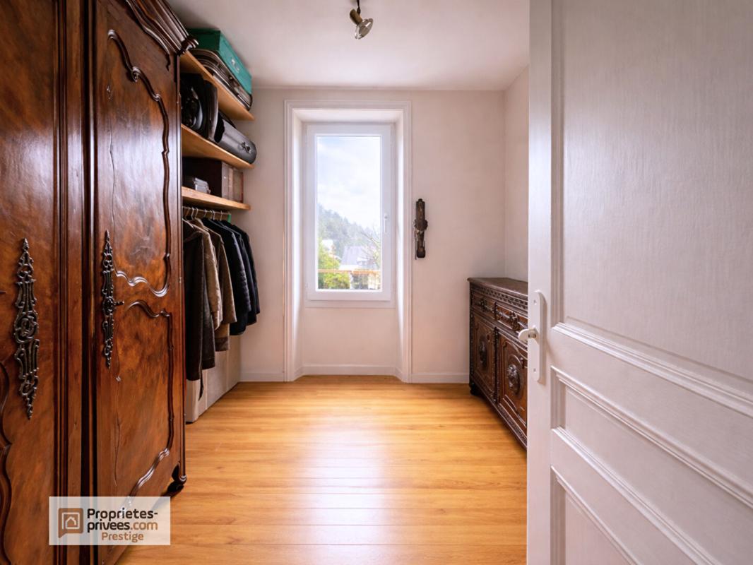 QUIMPER Demeure familiale dans le centre de Quimper 9