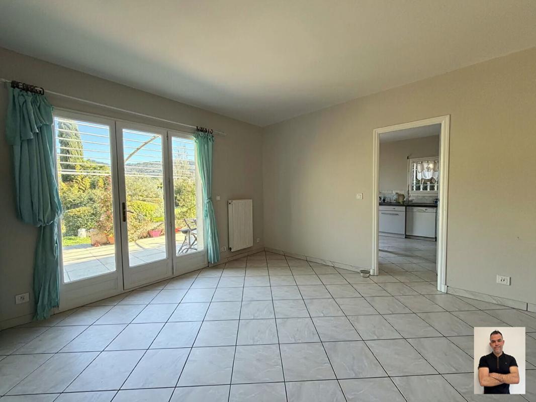 TRETS Propriétés 190M² sur 4000M² de terrain 4