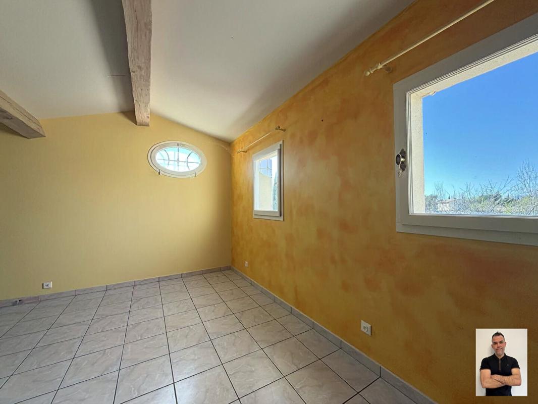 TRETS Propriétés 190M² sur 4000M² de terrain 9