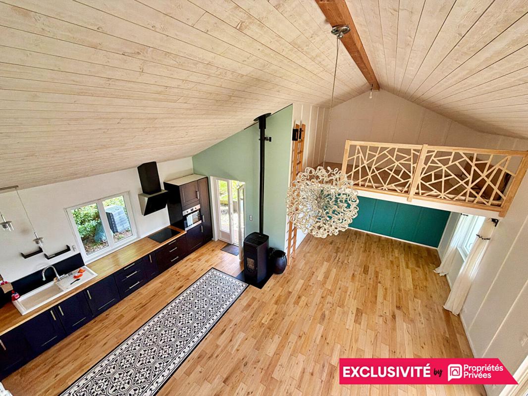 SAINT-CAPRAIS-DE-BORDEAUX Maison Saint Caprais De Bordeaux 4 pièce(s) 92 m2 jardin 10