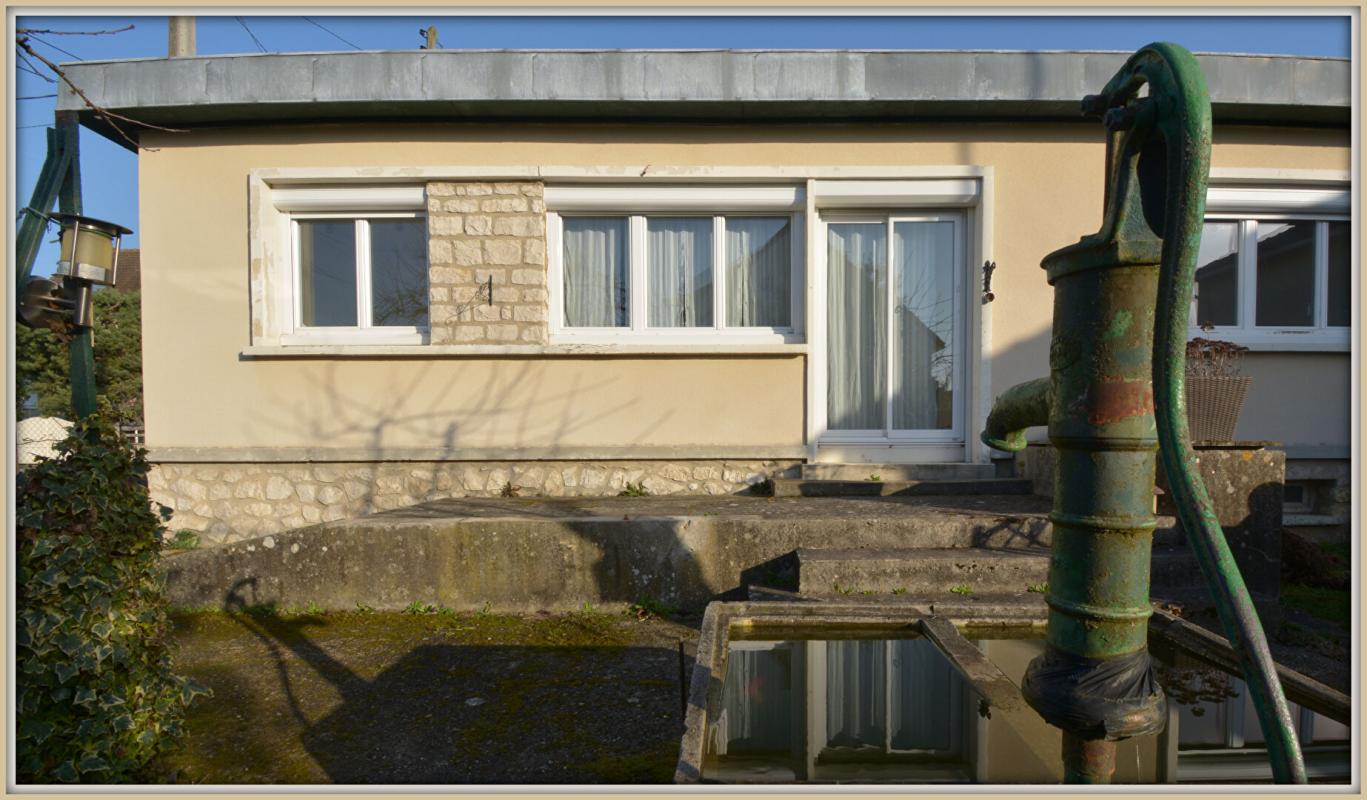 VARENNES-SUR-SEINE À VENDRE  Maison de plain-pied 73 m² avec garage et jardin 1