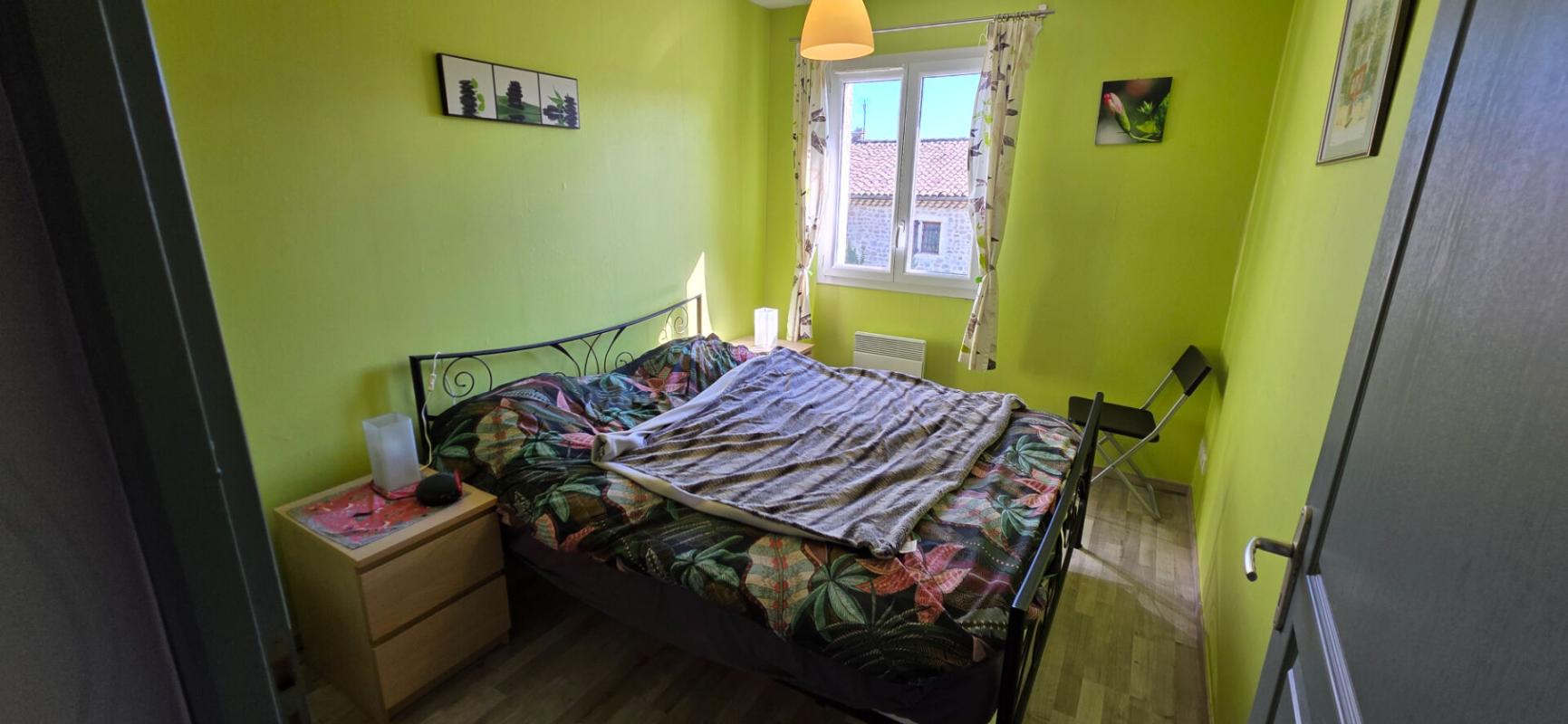 LES TOURRETTES Maison avec jardin et garage 6