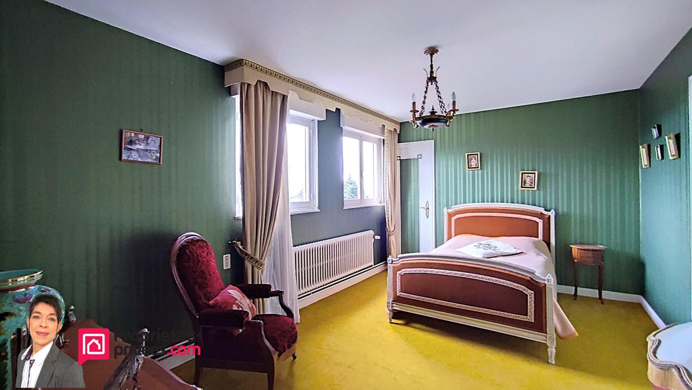 THIZY THIZY-LES-BOURGS (69240) Maison individuelle 218 m² habitables, terrain 2000 m², 4 chambres, garages, annexes 14