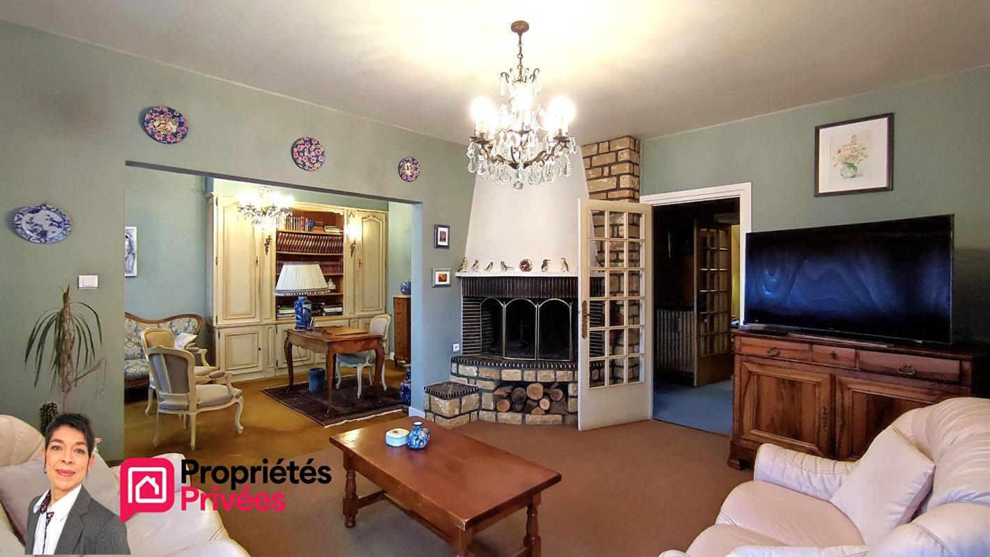 THIZY THIZY-LES-BOURGS (69240) Maison individuelle 218 m² habitables, terrain 2000 m², 4 chambres, garages, annexes 5