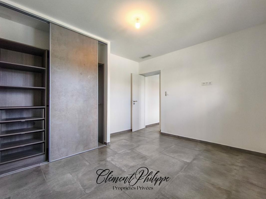 CARCASSONNE Villa proche Carcassonne 5 pièces 4 chambres 7