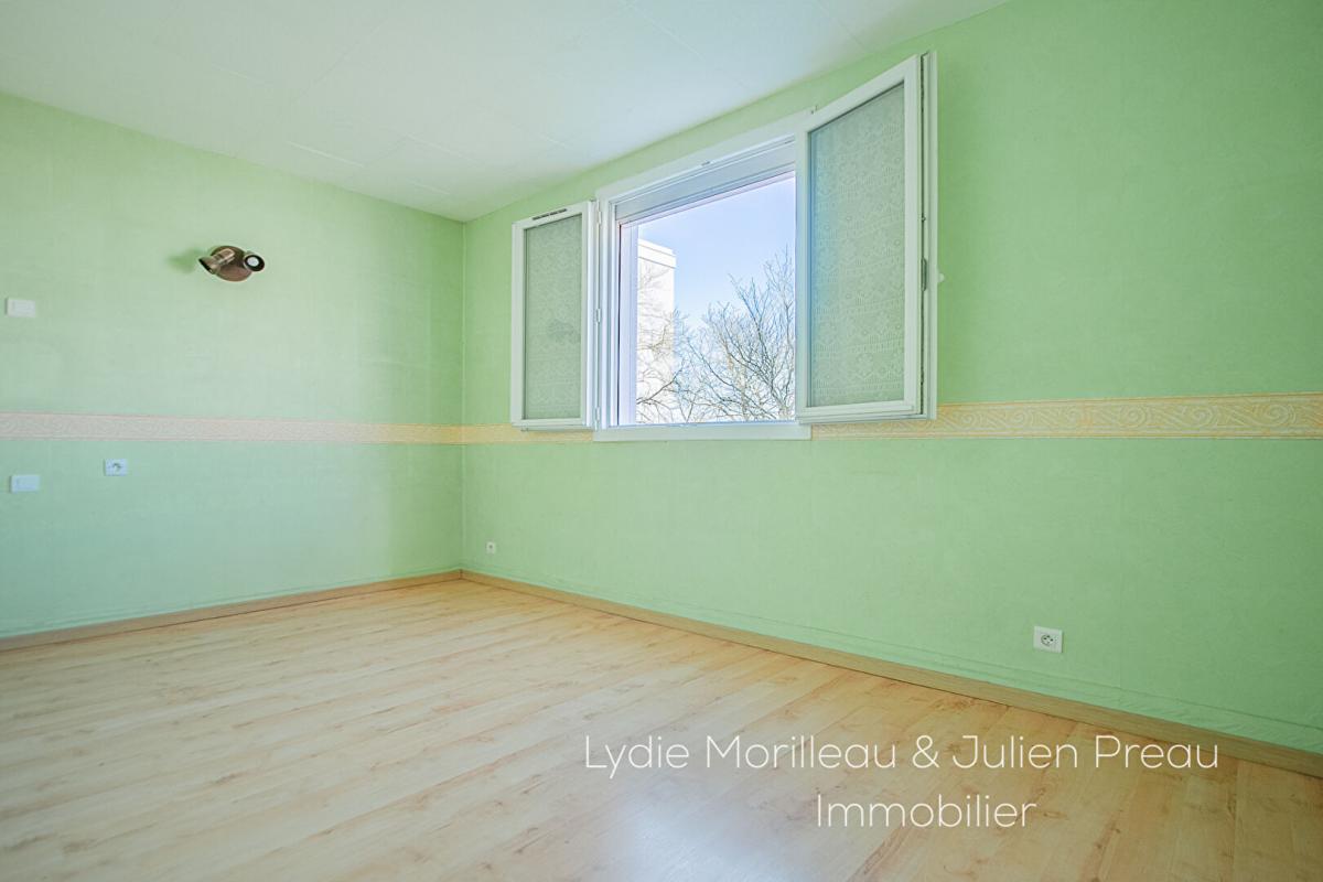 REZE Appartement Rezé (4 pièces) 73 m² 6