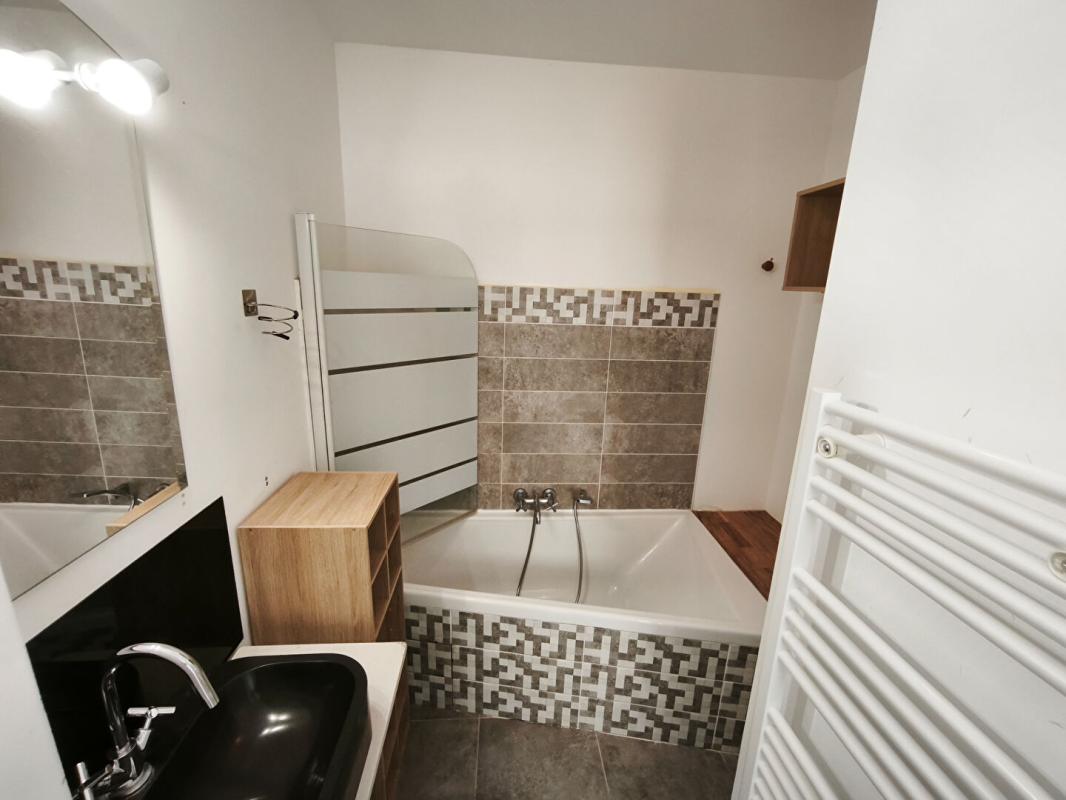 MONTESQUIEU-DES-ALBERES Maison Montesquieu des Albères 4 pièces 102 m2 14