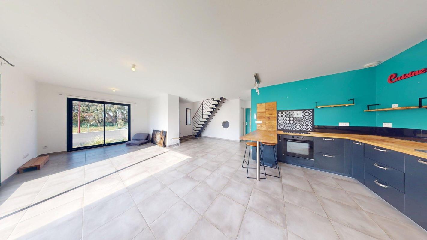 MONTESQUIEU-DES-ALBERES Maison Montesquieu des Albères 4 pièces 102 m2 2