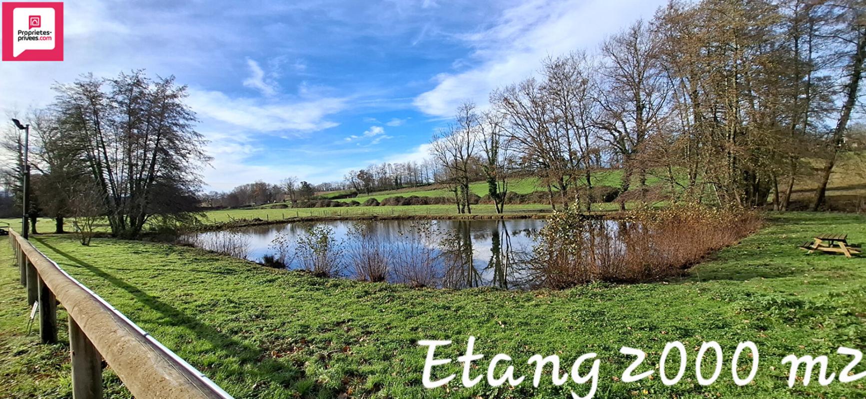 SAINT-ANDRE-D'HUIRIAT Propriété équestre  dans l 'Ain sur 11 hectares 6