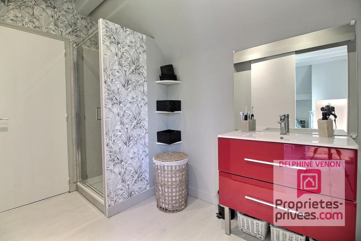 VITRY-AUX-LOGES Exclusivité - Propriété équestre au coeur de la forêt d'Orléans avec piscine, plan d'eau, prairies et bois sur 6 hectares 7 à Vitry Aux Loges 11