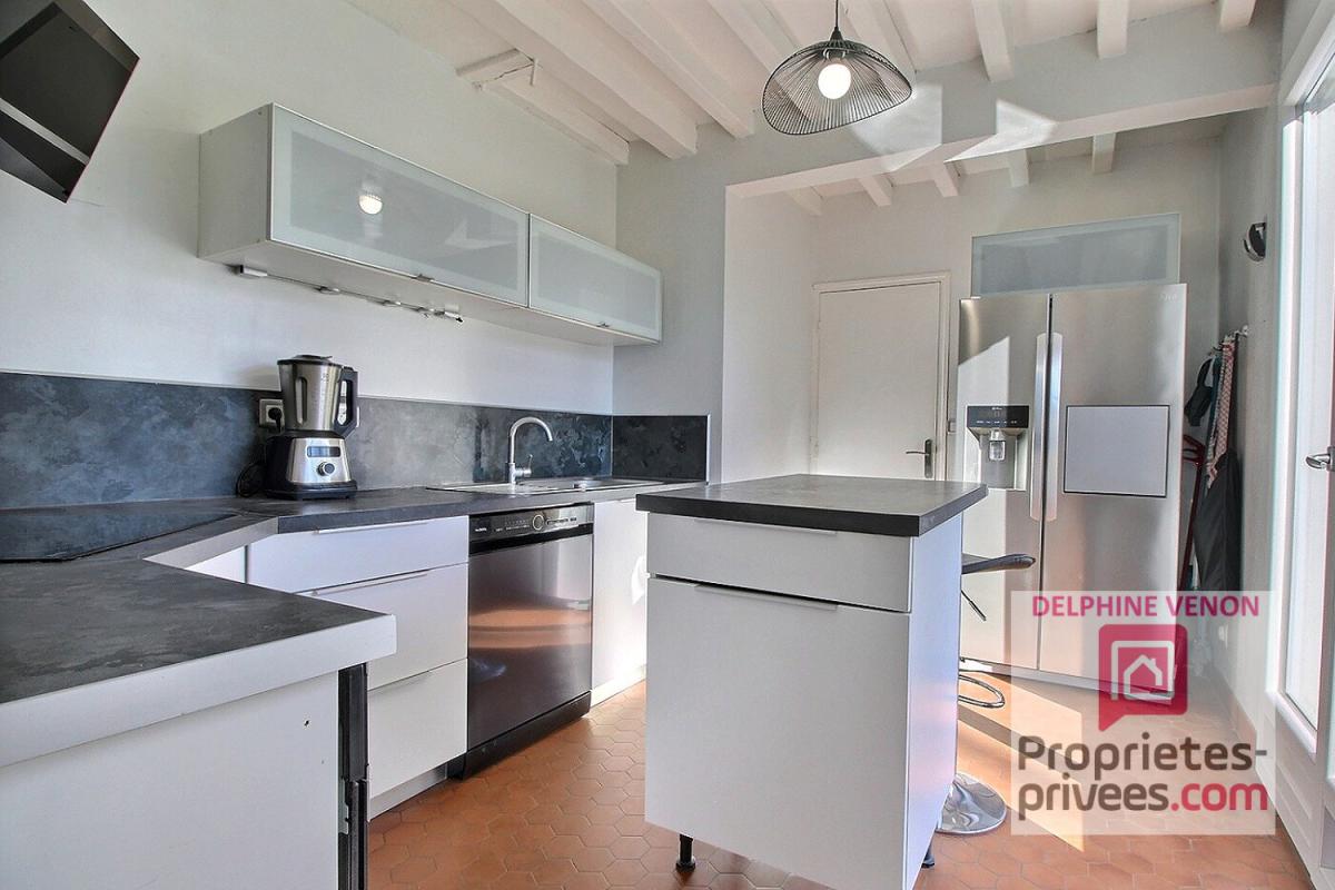 VITRY-AUX-LOGES Exclusivité - Propriété équestre au coeur de la forêt d'Orléans avec piscine, plan d'eau, prairies et bois sur 6 hectares 7 à Vitry Aux Loges 6