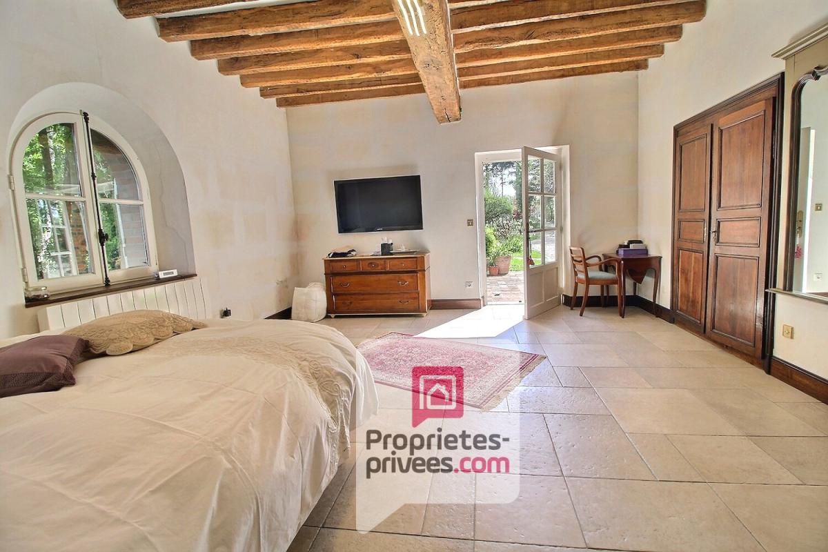 MONTARGIS 1h30 de PARIS - SPACIEUSE PROPRIETE, DEPENDANCE, SPA et JACUZZI - MAGNIFIQUE PARC de 7000 m2 environ 11