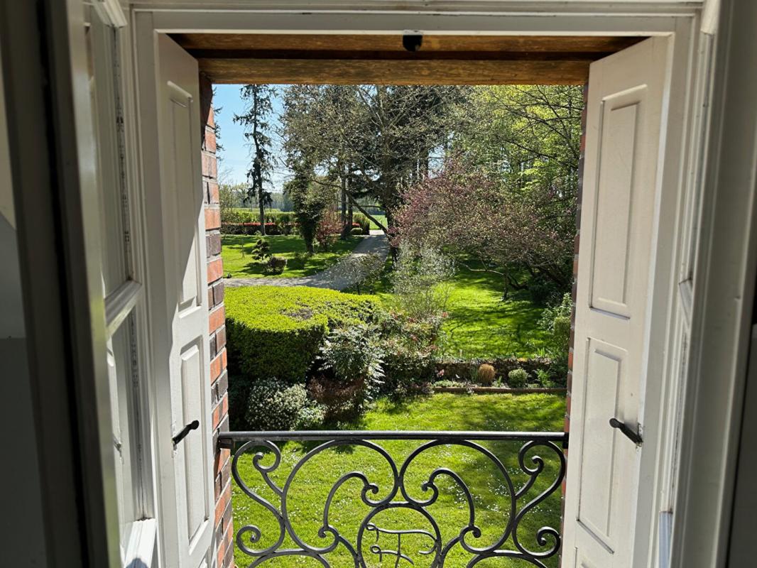 MONTARGIS 1h30 de PARIS - SPACIEUSE PROPRIETE, DEPENDANCE, SPA et JACUZZI - MAGNIFIQUE PARC de 7000 m2 environ 18