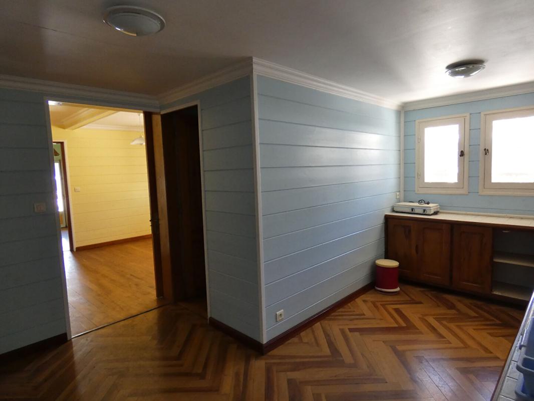 SAINT-JOSEPH 97480 Saint Joseph ensemble immobilier env 280m²  sur 610m² centre ville 11