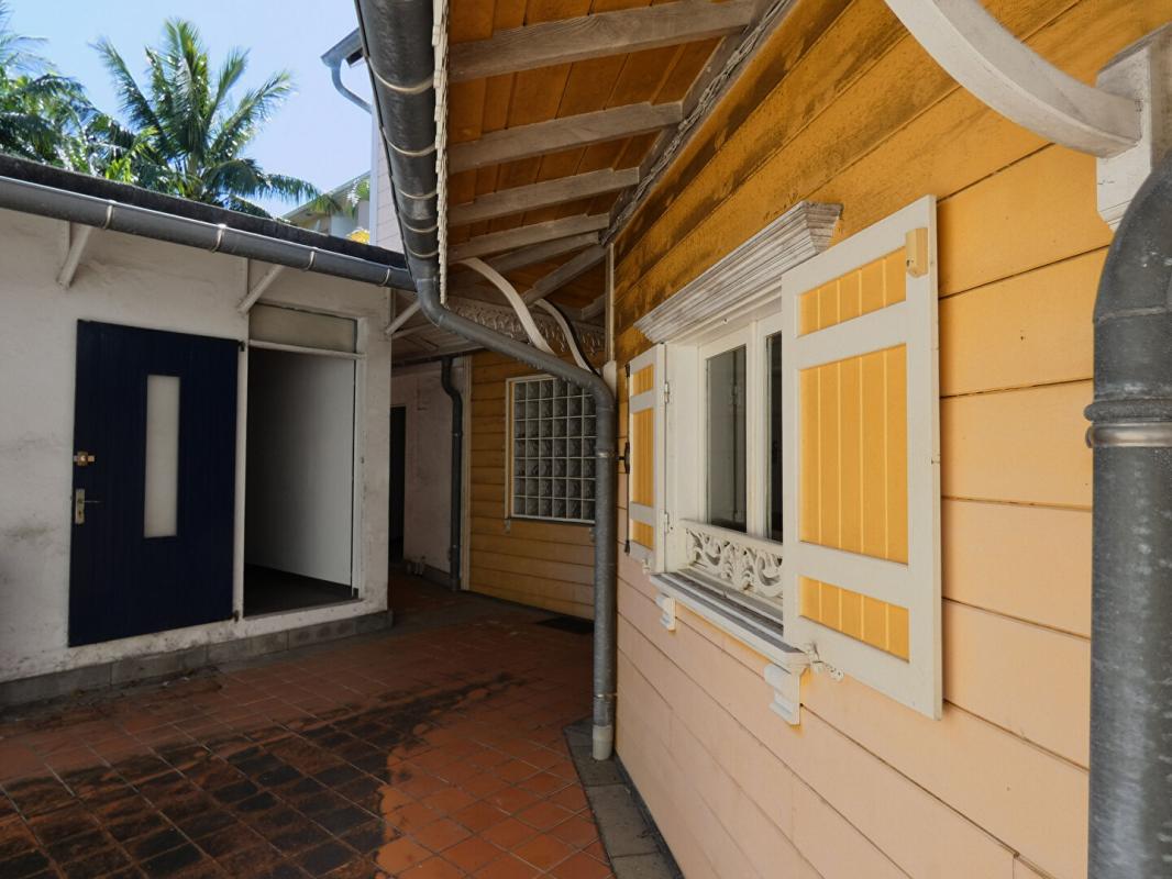 SAINT-JOSEPH 97480 Saint Joseph ensemble immobilier env 280m²  sur 610m² centre ville 7