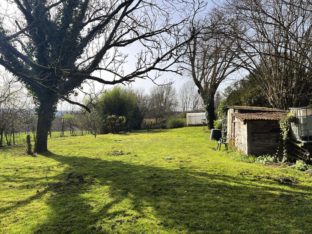 CORGNAC-SUR-L'ISLE Maison Corgnac Sur L Isle 5 pièce(s) 80 m2 11