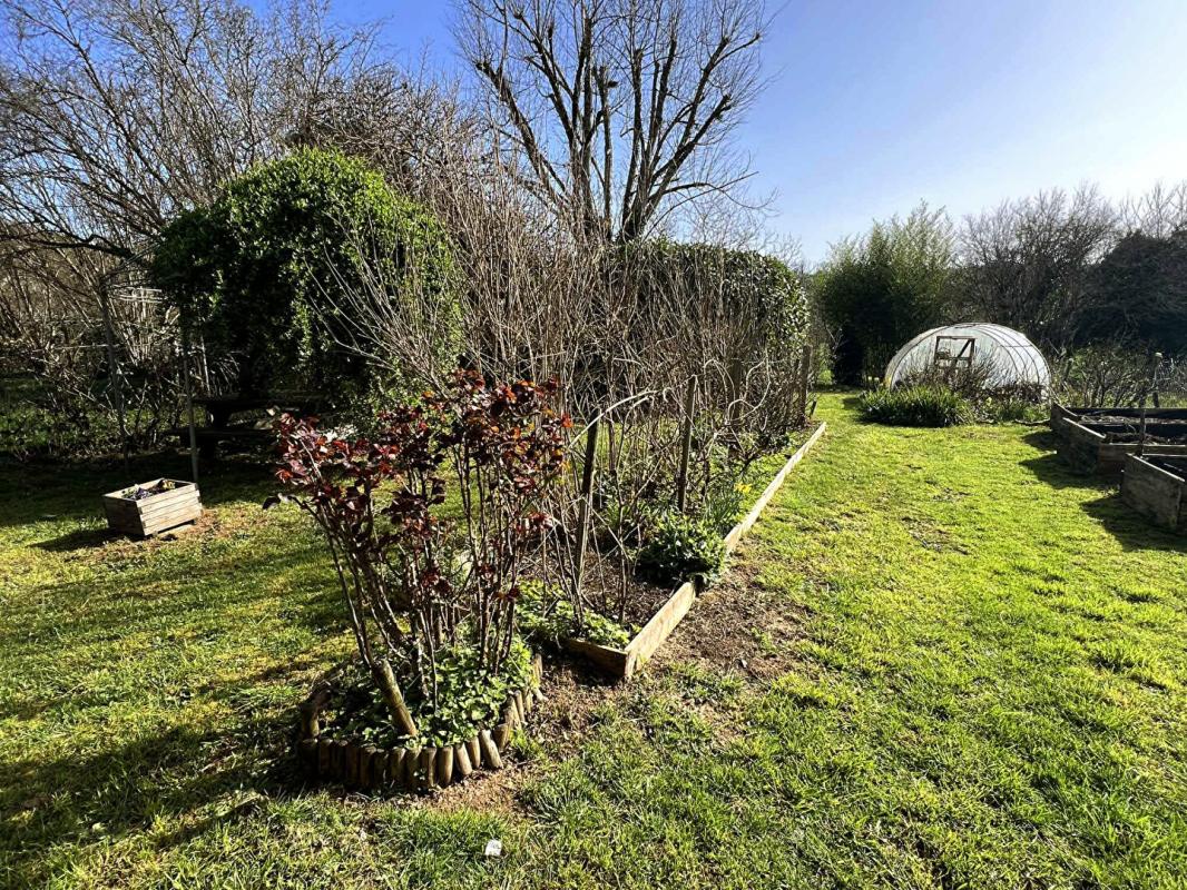 CORGNAC-SUR-L'ISLE Maison Corgnac Sur L Isle 5 pièce(s) 80 m2 12