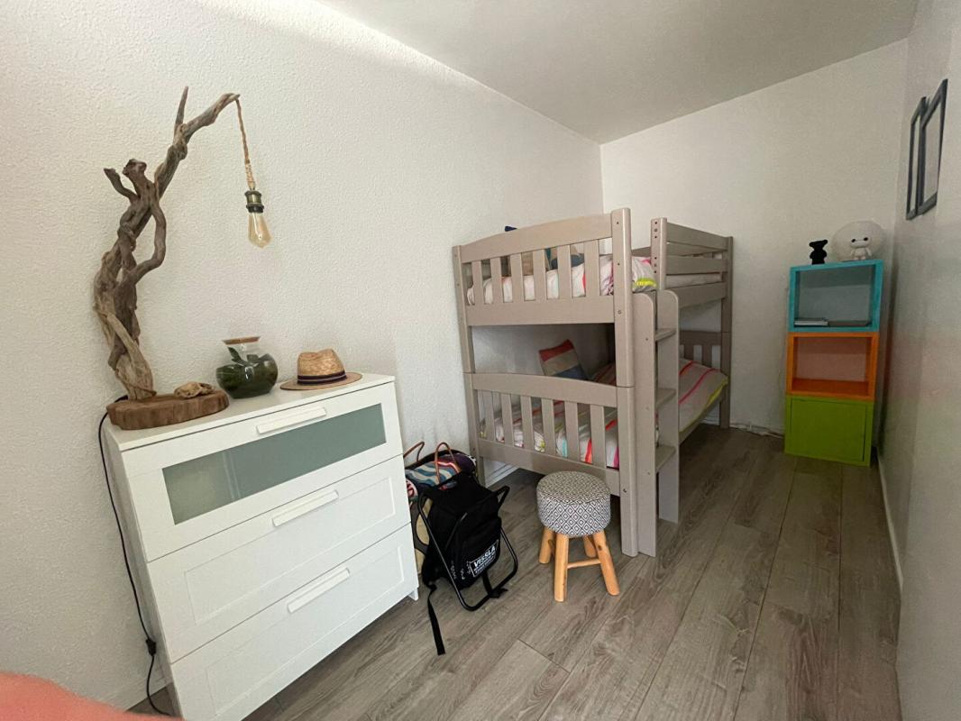 ARCACHON ARCACHON - AIGUILLON. Appartement rénové. 3 pièces. 48 m² 5