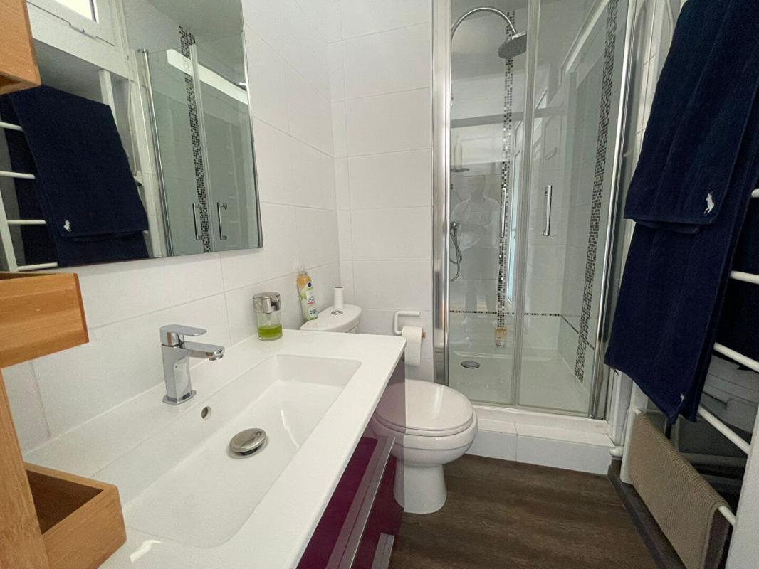ARCACHON ARCACHON - AIGUILLON. Appartement rénové. 3 pièces. 48 m² 7