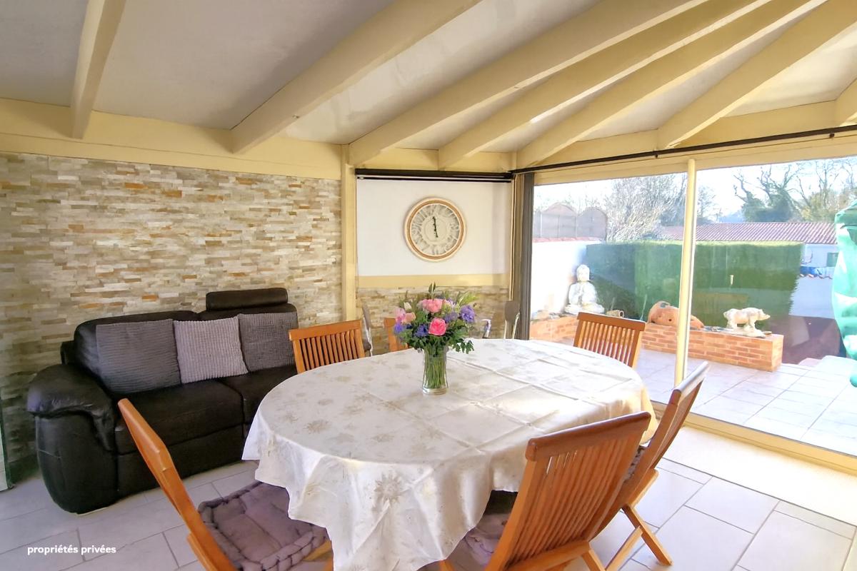 LE GUA Le Gua Maison  T5 de 92m² sur un terrain de 768m²   304500 FAI 2