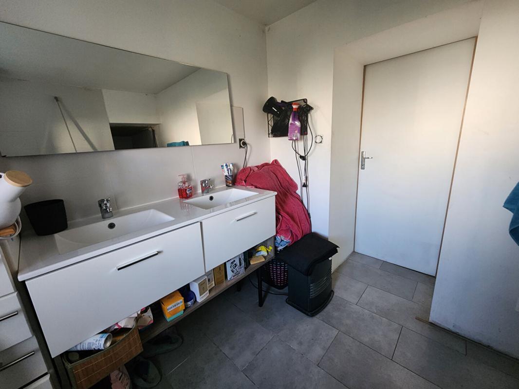 PERRUSSON Maison Perrusson 4 pièce(s) 108 m2 7