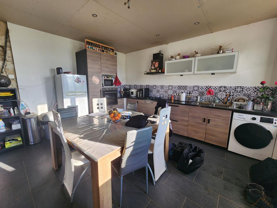 PERRUSSON Maison Perrusson 4 pièce(s) 108 m2 8