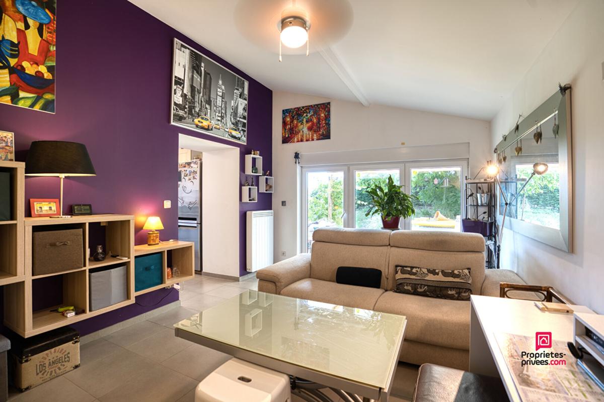 SIMANDRES Simandres T2 de 47 m2 - Jardin 430 m² - Place de parking 4