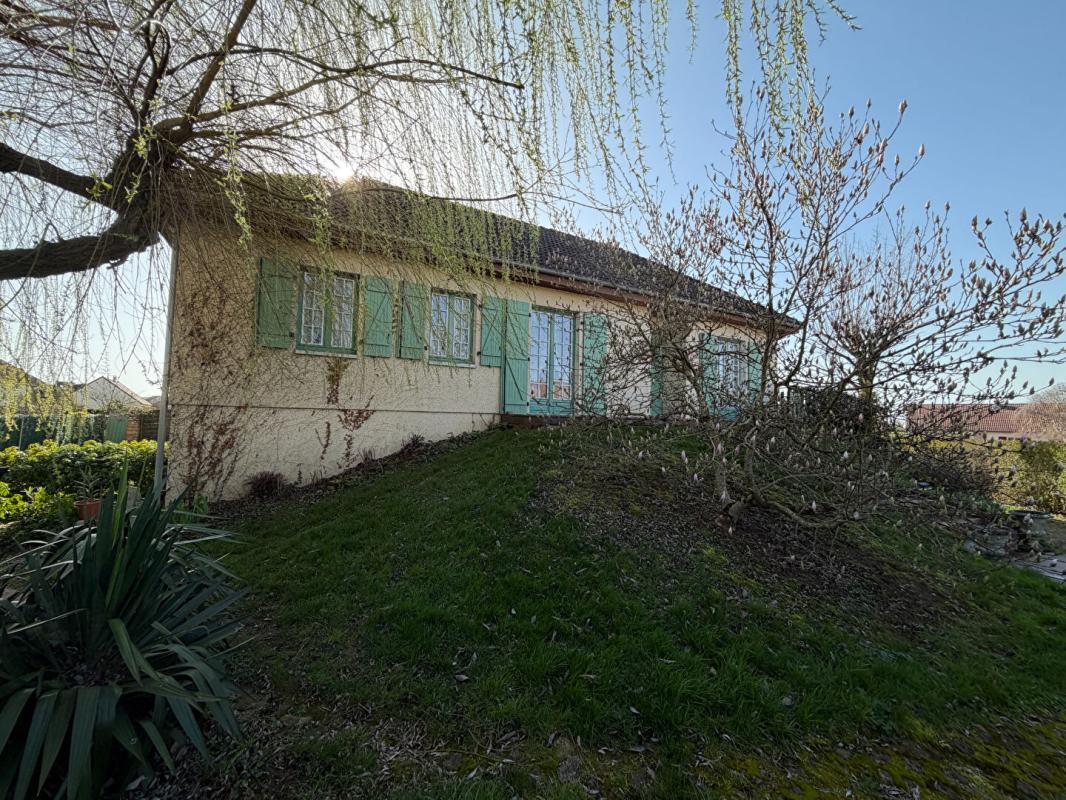 SERMOISE-SUR-LOIRE Joli pavillon sur sous sol dans un quartier calme de Sermoise sur Loire 2