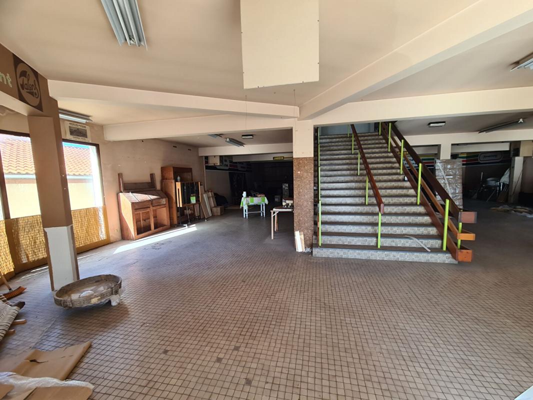 MONT-DE-MARSAN Mont de Marsan centre - Immeuble 1200m² à réhabiliter en logements ou à exploiter en locaux professionnels 2