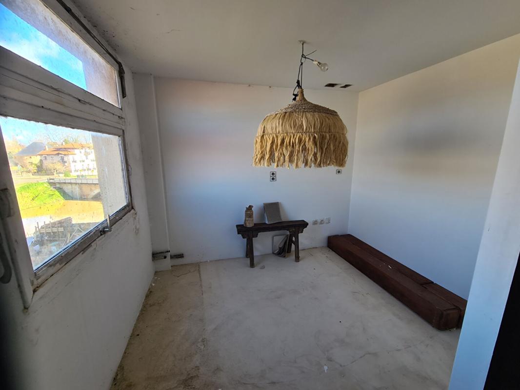 MONT-DE-MARSAN Mont de Marsan centre - Immeuble 1200m² à réhabiliter en logements ou à exploiter en locaux professionnels 8