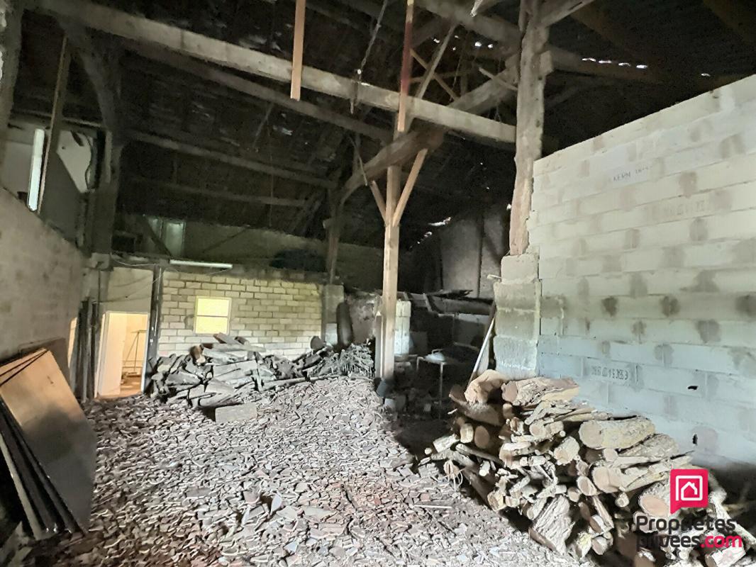 SAINT-MARTIN-PETIT Maison Saint Martin Petit 4 pièces avec grange attenante 11