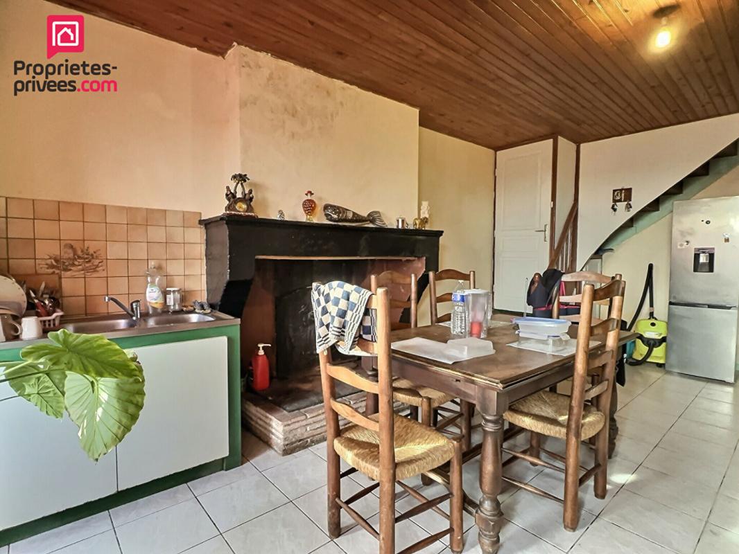 SAINT-MARTIN-PETIT Maison Saint Martin Petit 4 pièces avec grange attenante 6