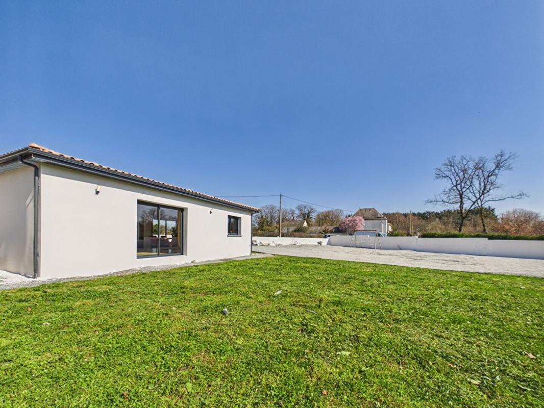 CIVRAY Maison neuve de plain-pied de 129 m 2 secteur Civray, 3 chambres , 1 studio ,  jardin 15