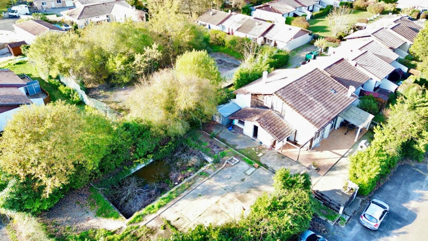 AUREILHAN Maison Aureilhan 7 pièce(s) 180 m2 4