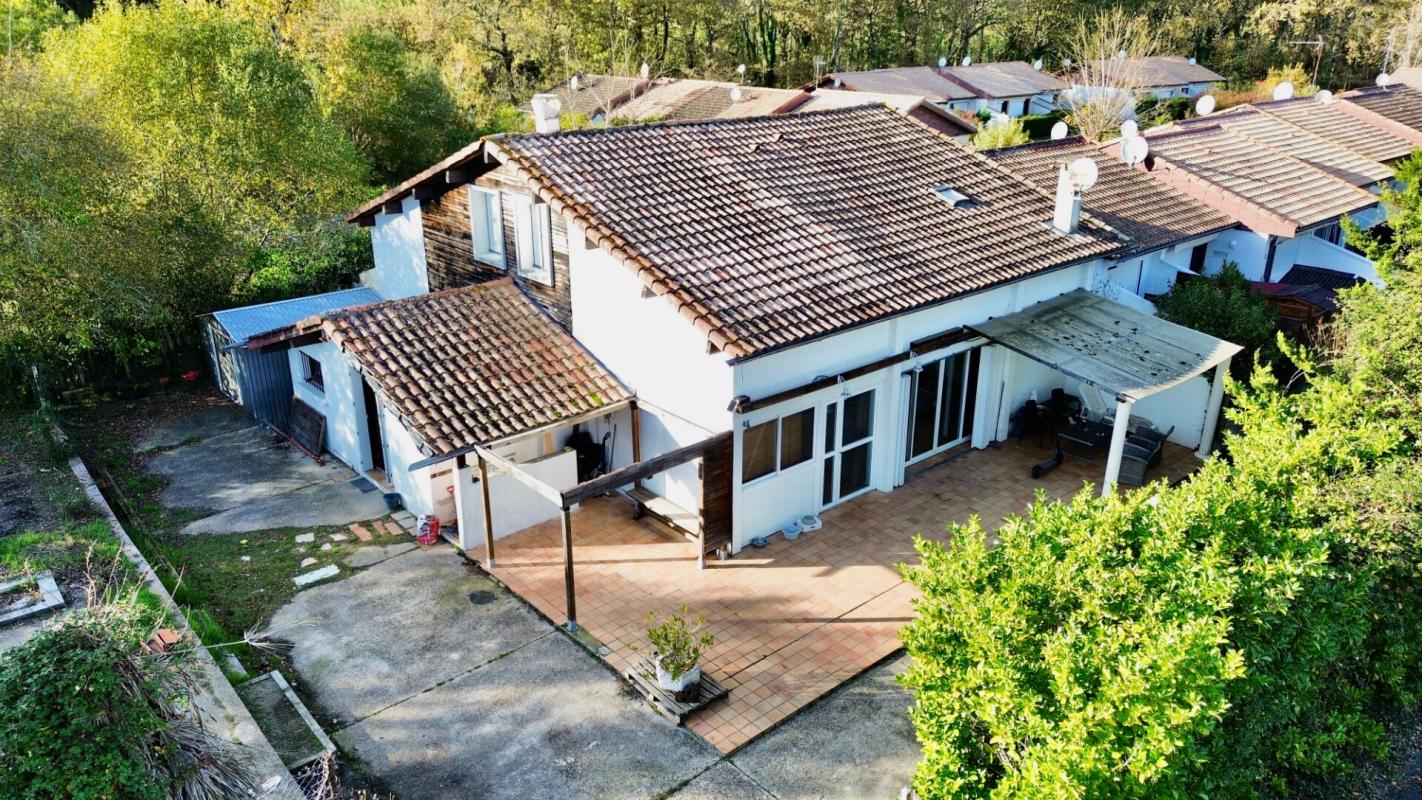 AUREILHAN Maison Aureilhan 7 pièce(s) 180 m2 5