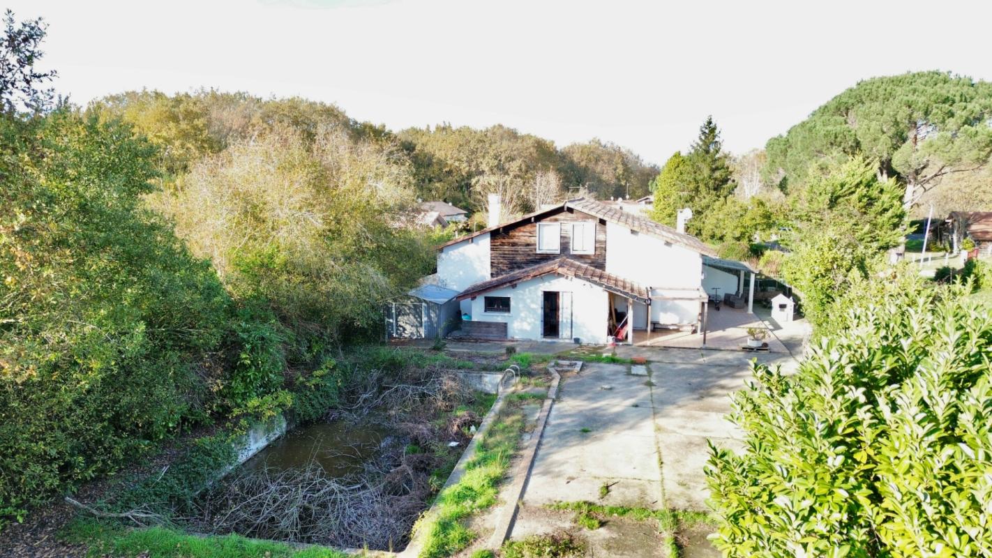 AUREILHAN Maison Aureilhan 7 pièce(s) 180 m2 7