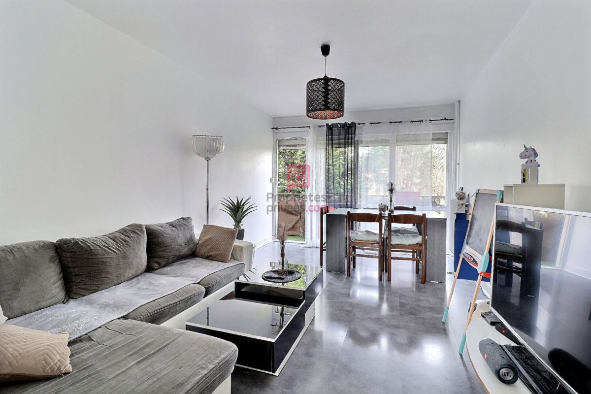 SAINT-MICHEL-SUR-ORGE Appartement Saint-Michel-sur-Orge 3 pièces 61 m2 2